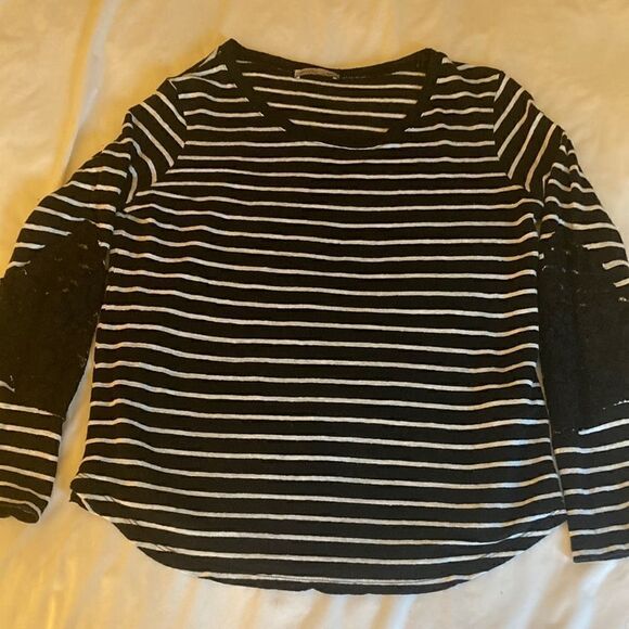 Zara Black & White Striped Long Sleeve Top with Lace Band on Sleeve. Size Small. - Picture 1 of 6